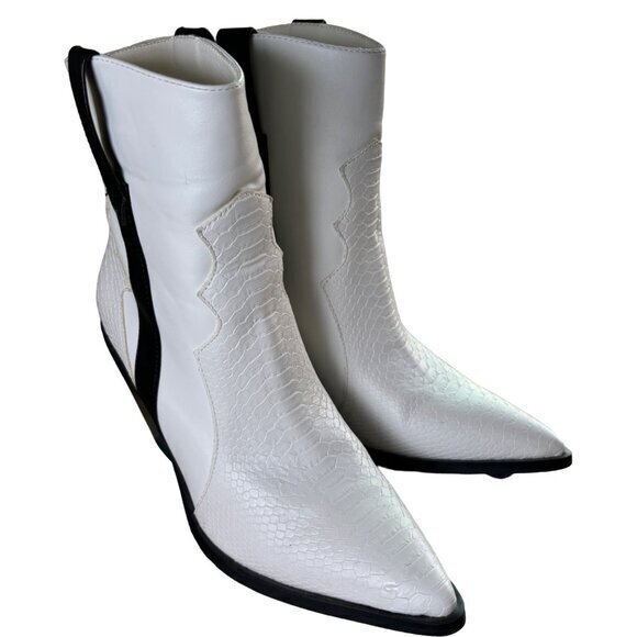 Madden Girl Boots Womens 9M White Holsterr‎ Western Mid Calf Snake Pointed - Picture 1 of 10